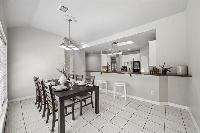 1602 Oak Place Court, Pearland, TX 77581