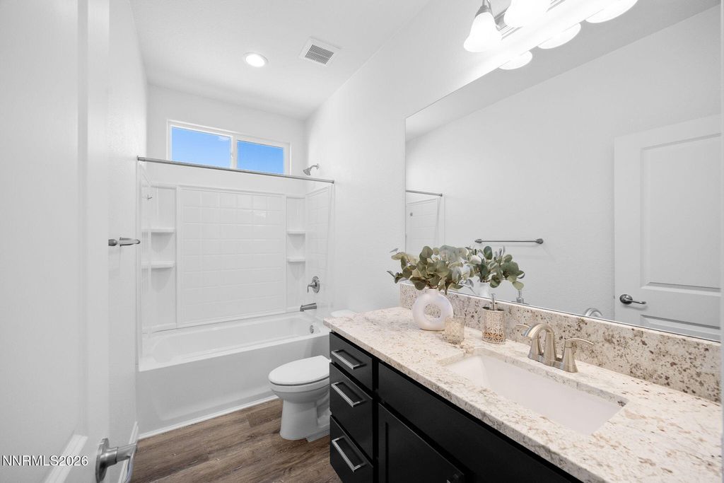 Image 23 of property listing at 19013 Alpine Walk Court, Reno, NV 89508