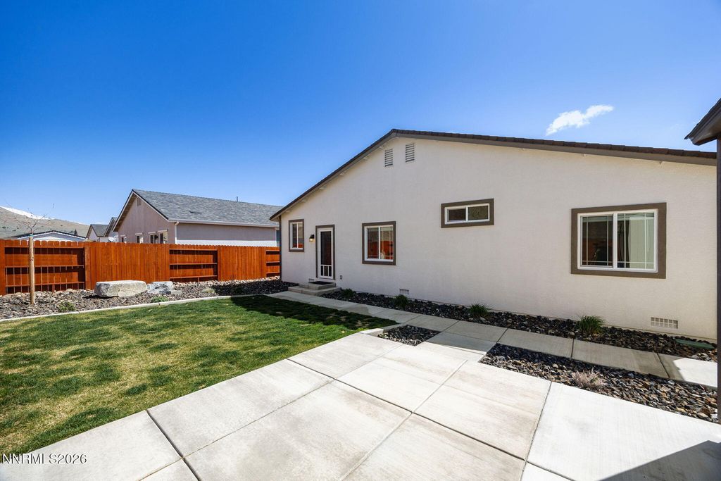 Image 30 of property listing at 19013 Alpine Walk Court, Reno, NV 89508