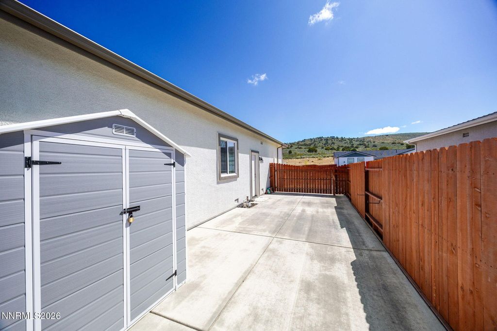 Image 33 of property listing at 19013 Alpine Walk Court, Reno, NV 89508