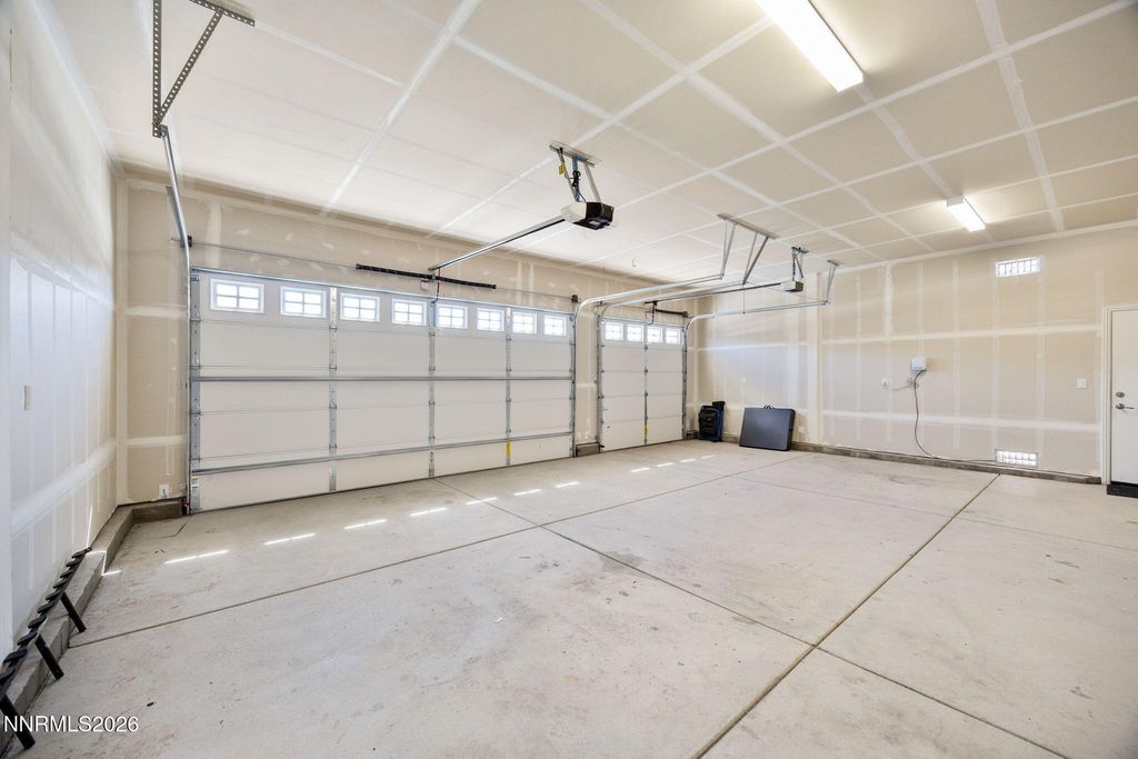 Image 34 of property listing at 19013 Alpine Walk Court, Reno, NV 89508