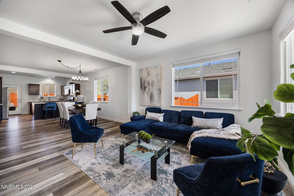 Image 7 of property listing at 19013 Alpine Walk Court, Reno, NV 89508