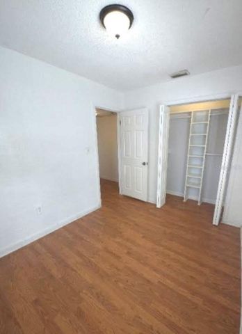 3903 W MORRISON AVENUE, Tampa, FL 33629