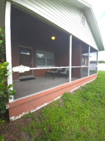 3903 W MORRISON AVENUE, Tampa, FL 33629