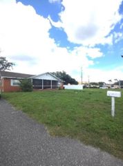 3903 W MORRISON AVENUE, Tampa, FL 33629