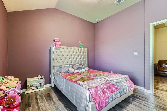 206 Swenson DR, Hutto, TX 78634