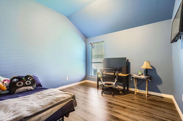 206 Swenson DR, Hutto, TX 78634