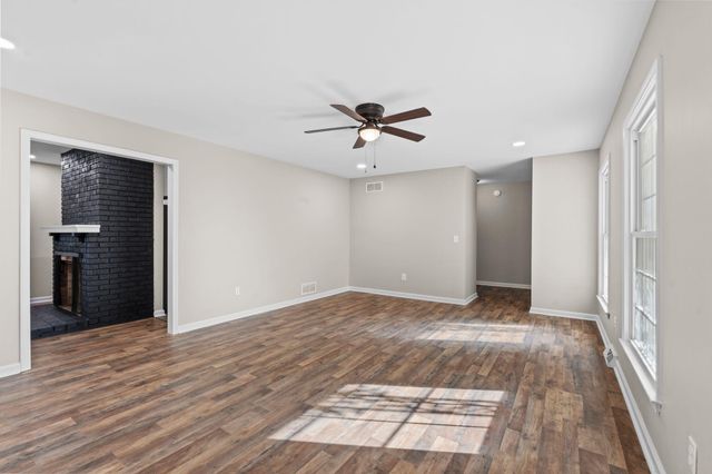 1217 Seneca Trail, Frankfort, KY 40601