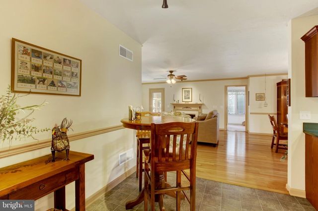 3 CLOVER DR, Littlestown, PA 17340
