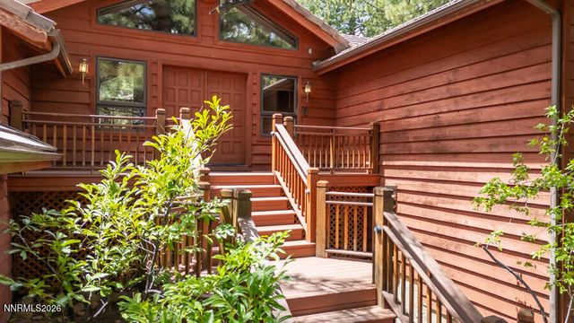 350 Black Pine Court, Reno, NV 89511