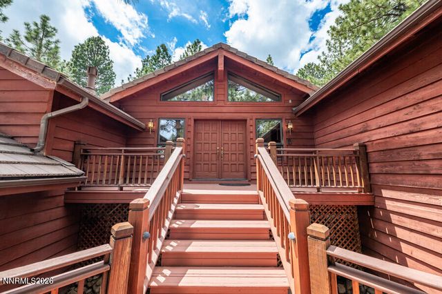 350 Black Pine Court, Reno, NV 89511