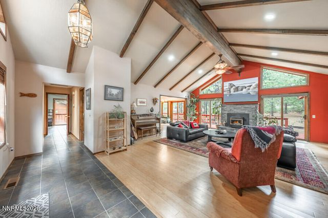 350 Black Pine Court, Reno, NV 89511