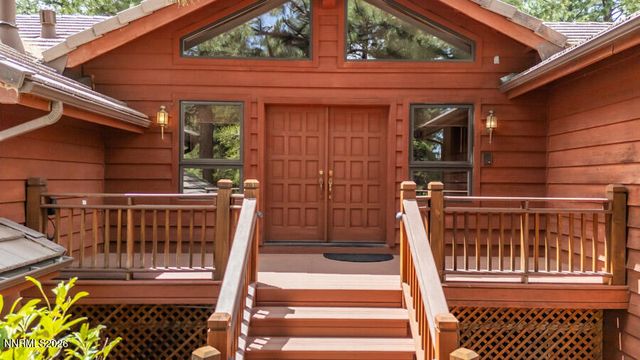 350 Black Pine Court, Reno, NV 89511