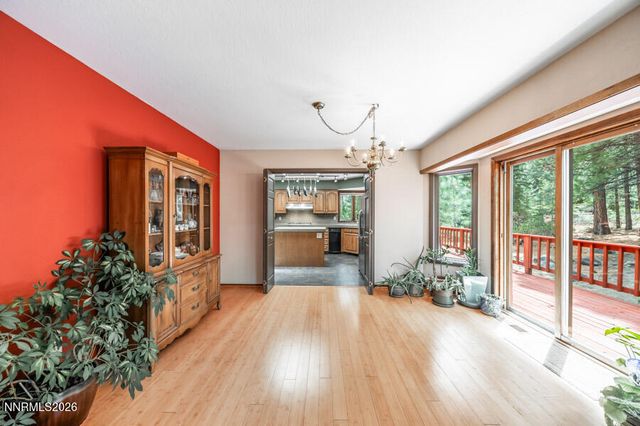 350 Black Pine Court, Reno, NV 89511