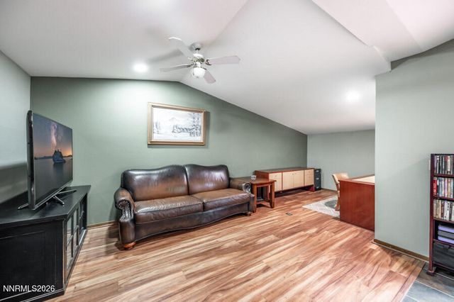 350 Black Pine Court, Reno, NV 89511