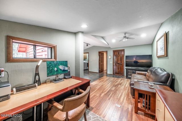 350 Black Pine Court, Reno, NV 89511