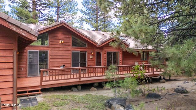 350 Black Pine Court, Reno, NV 89511