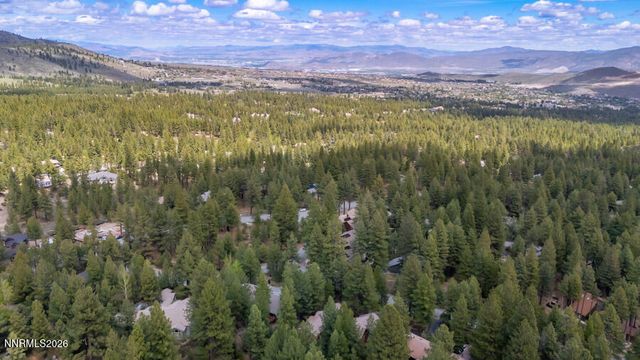 350 Black Pine Court, Reno, NV 89511