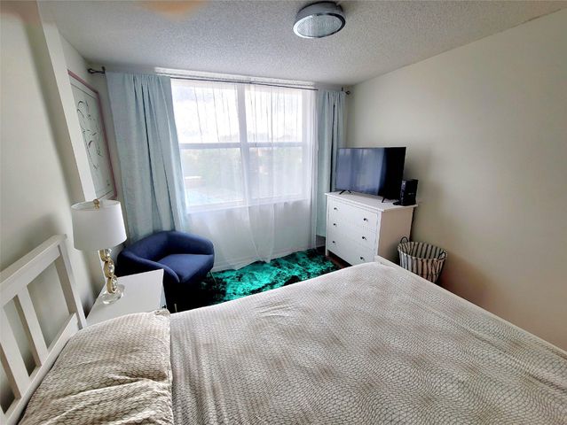 1009 N Ocean Blvd 303, Pompano Beach, FL 33062