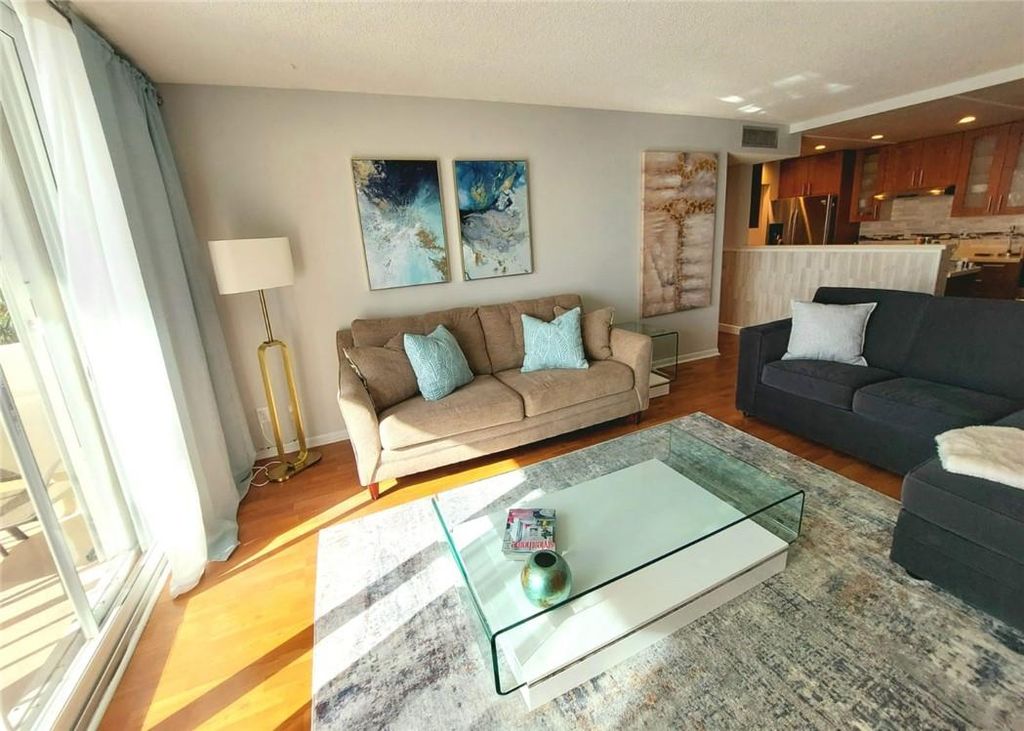 1009 N Ocean Blvd 303, Pompano Beach, FL 33062