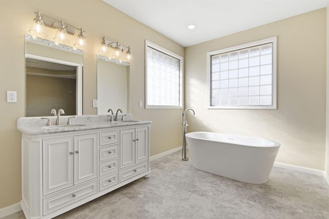 1317 TROON DR, Columbia, MO 65203