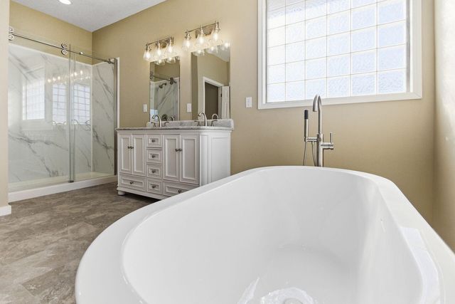 1317 TROON DR, Columbia, MO 65203