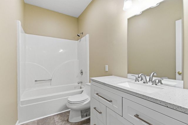 1317 TROON DR, Columbia, MO 65203