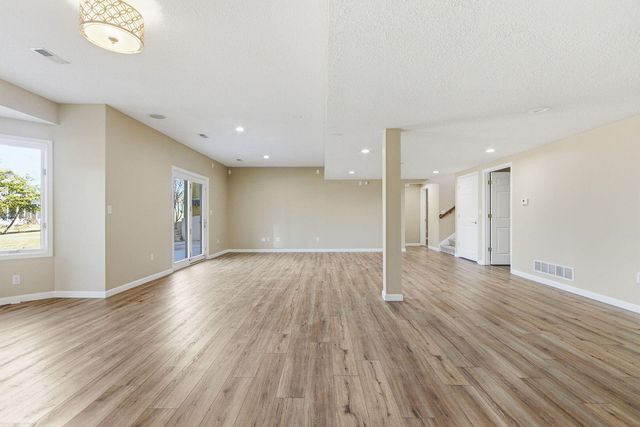 1317 TROON DR, Columbia, MO 65203