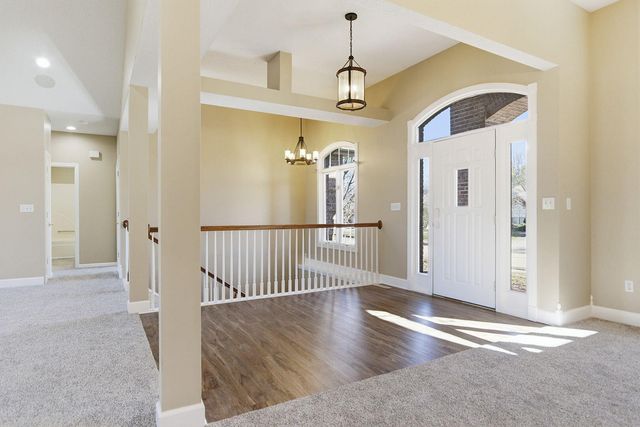 1317 TROON DR, Columbia, MO 65203