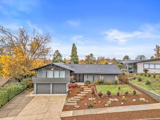 1737 Hybiscus Street, Medford, OR 97504