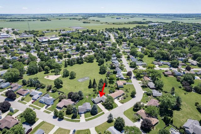 988 Nantucket Drive, Janesville, WI 53546