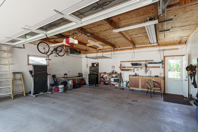 988 Nantucket Drive, Janesville, WI 53546