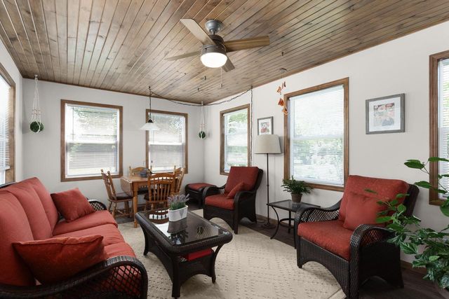 988 Nantucket Drive, Janesville, WI 53546