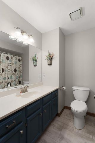 988 Nantucket Drive, Janesville, WI 53546