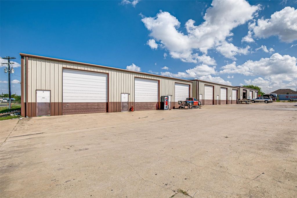 14860 State Highway 205 F, Terrell, TX 75160