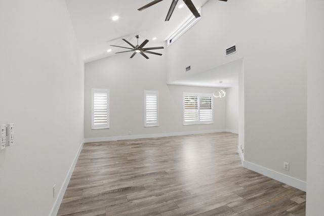 2658 SW 11th Place N, Deerfield Beach, FL 33442