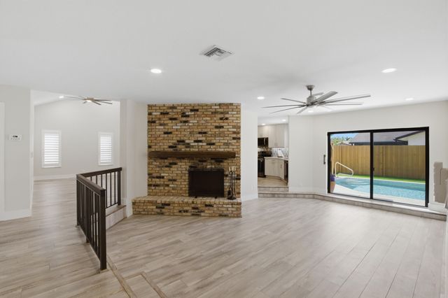 2658 SW 11th Place N, Deerfield Beach, FL 33442