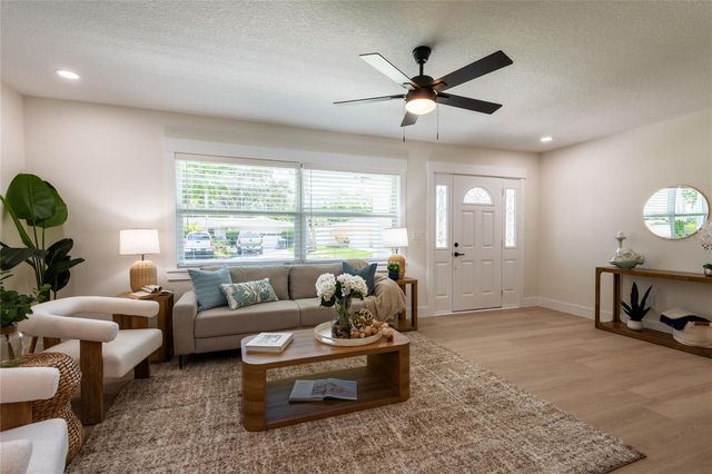 796 PINEWOOD DRIVE, Dunedin, FL 34698