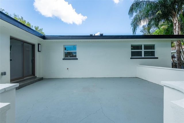 796 PINEWOOD DRIVE, Dunedin, FL 34698
