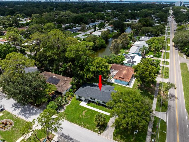 796 PINEWOOD DRIVE, Dunedin, FL 34698