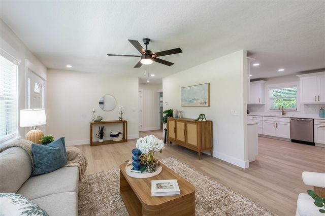 796 PINEWOOD DRIVE, Dunedin, FL 34698