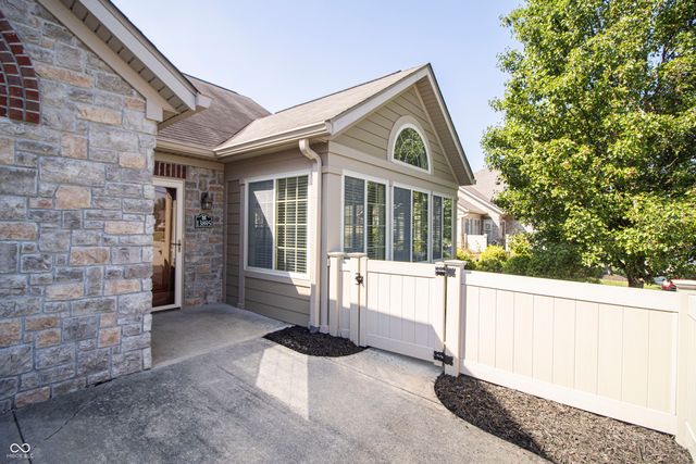 13895 Rue Charlot Lane, Mccordsville, IN 46055