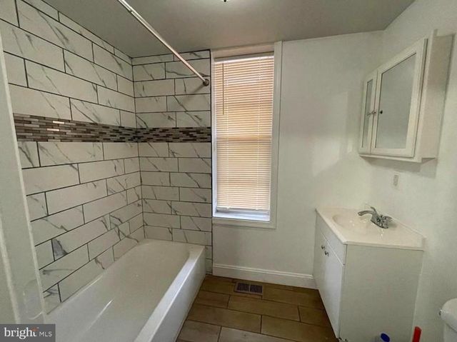 5633 MALCOLM ST, Philadelphia, PA 19143