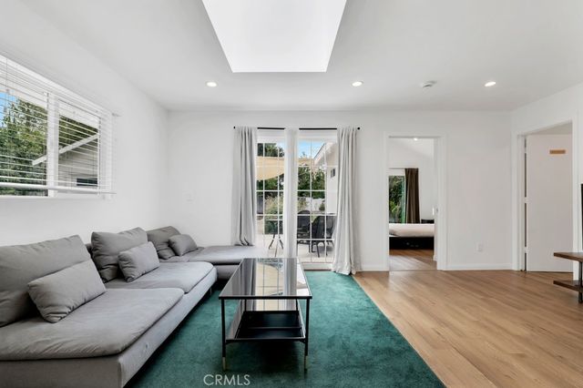 4950 Aldama, Los Angeles, CA 90042