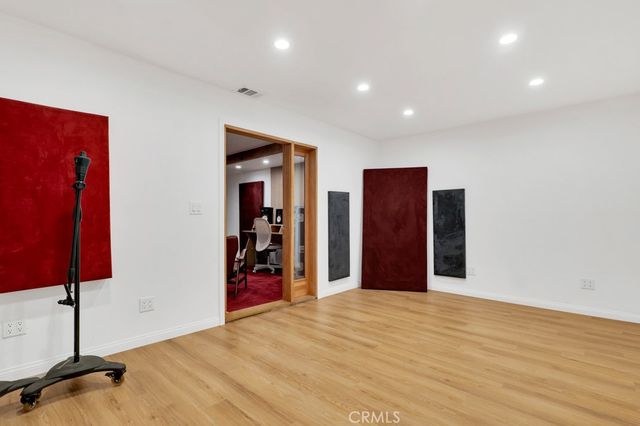 4950 Aldama, Los Angeles, CA 90042