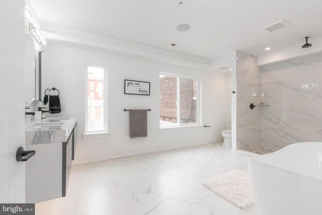 1111 E DUNTON ST, Philadelphia, PA 19123