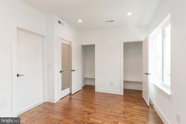 1111 E DUNTON ST, Philadelphia, PA 19123