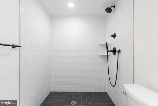 1111 E DUNTON ST, Philadelphia, PA 19123