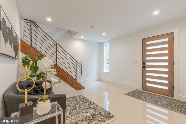 1111 E DUNTON ST, Philadelphia, PA 19123