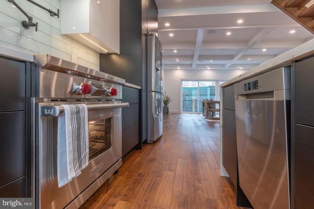 1111 E DUNTON ST, Philadelphia, PA 19123